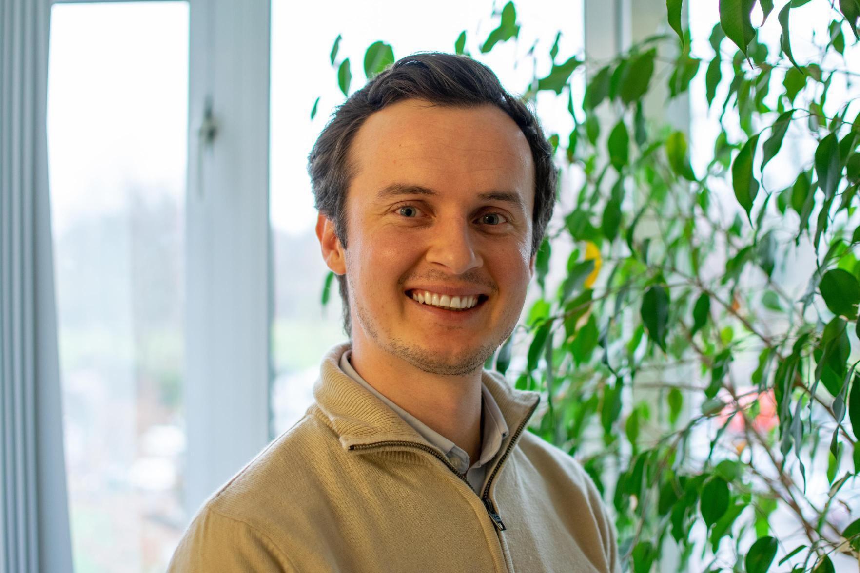 Danny Bartlett speaking at a conference